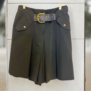 Carlisle Pleated‎ Belted Skort Black Gold Hardware Shorts Skirt Women’s Size 4